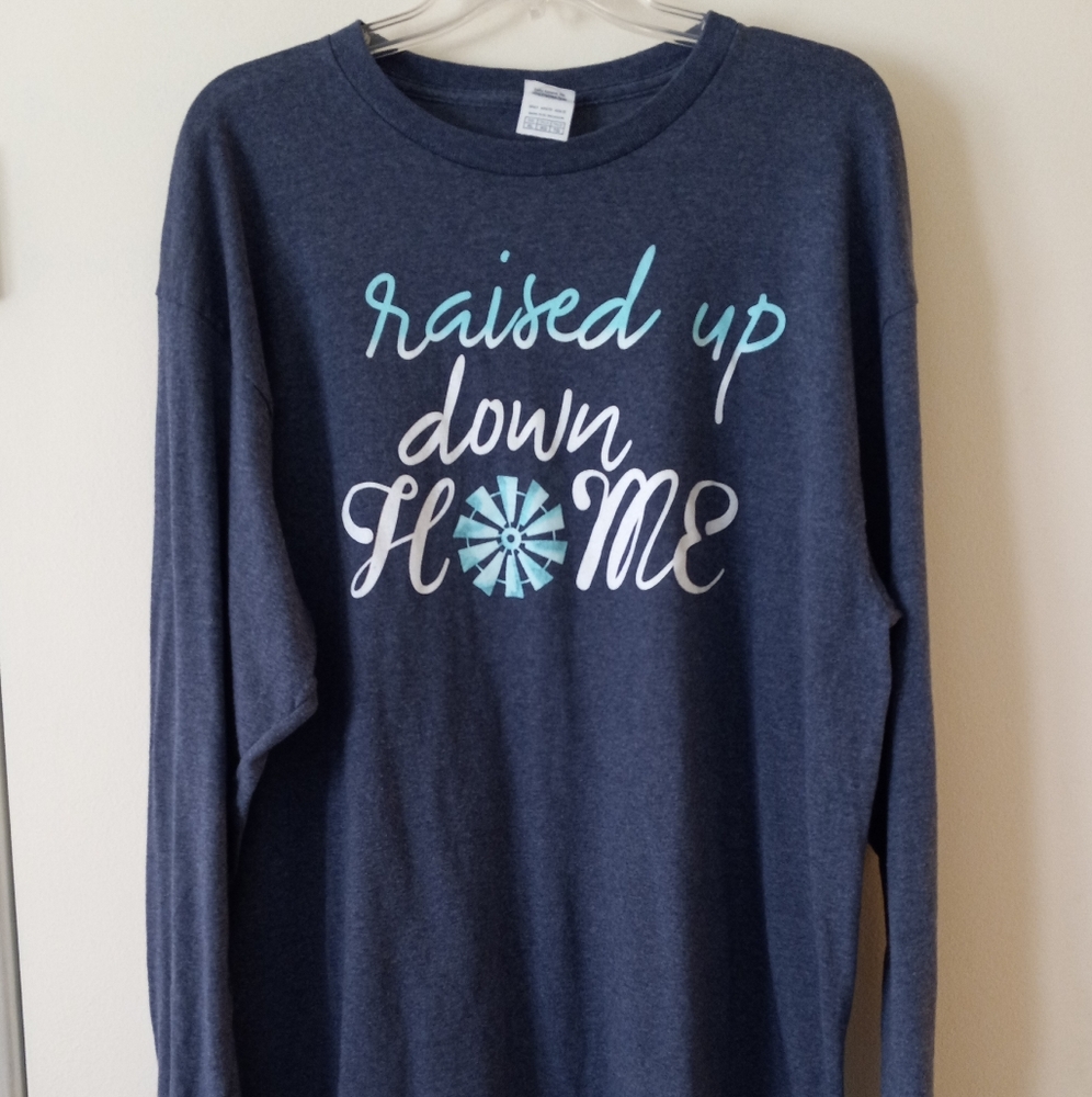 Farmhouse fresh long sleeve tee "Raised up down home" blue Guc size XL